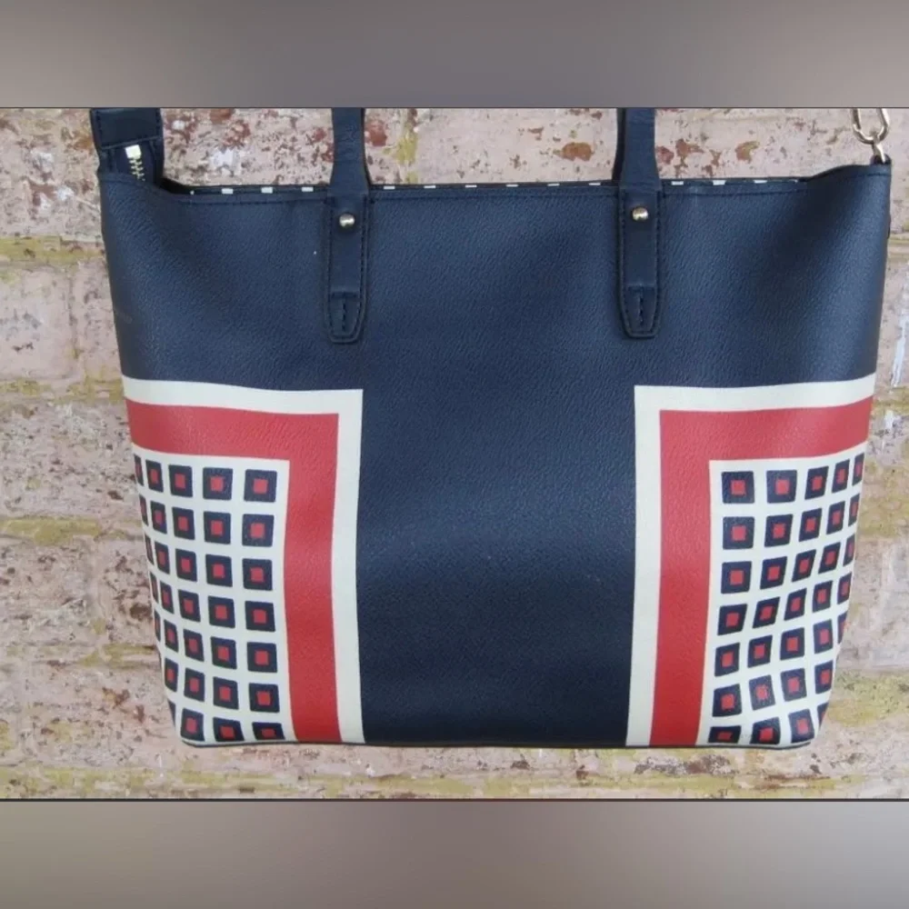 Tory Burch - Picture 12 of 12